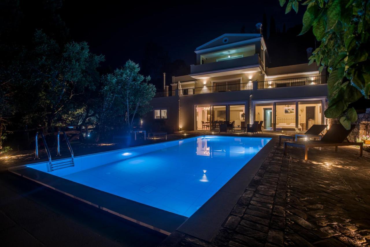 Villa Fioraki Pouládes Exterior photo