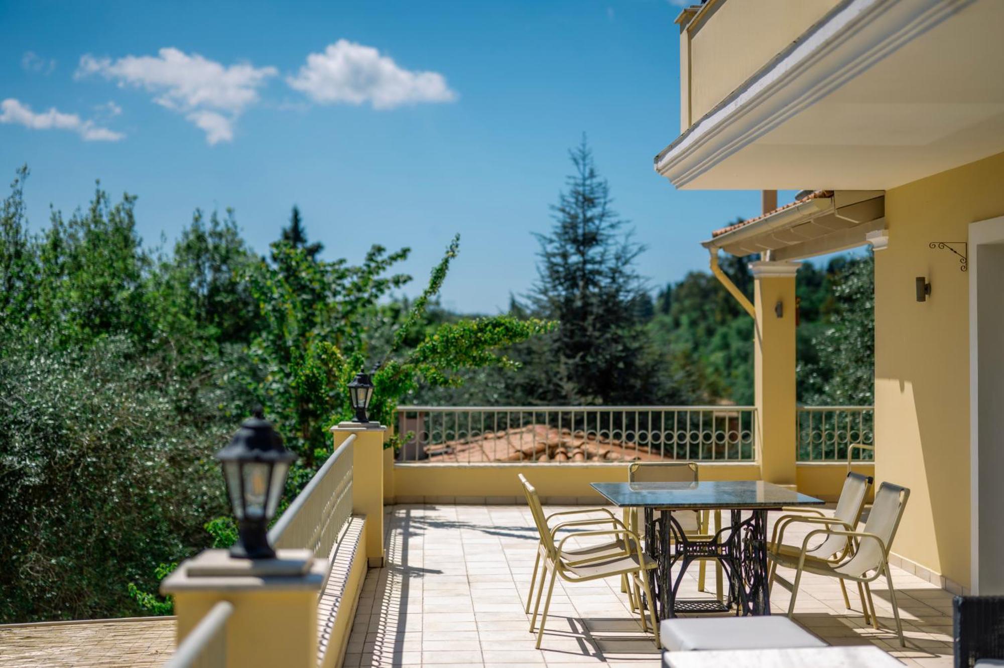 Villa Fioraki Pouládes Exterior photo