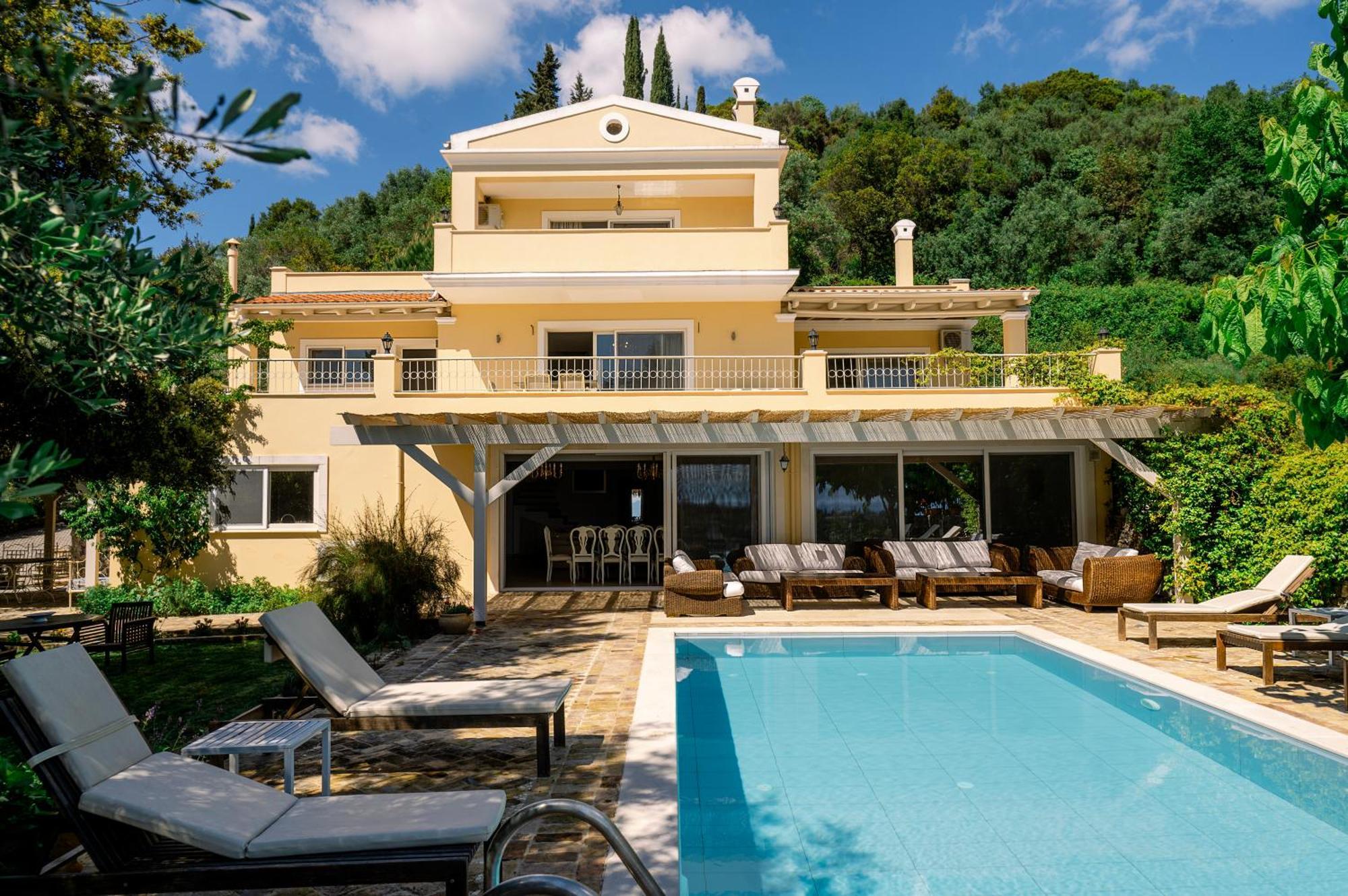 Villa Fioraki Pouládes Exterior photo